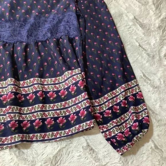 clover & scout multi color floral blouse size medium - Picture 3 of 11